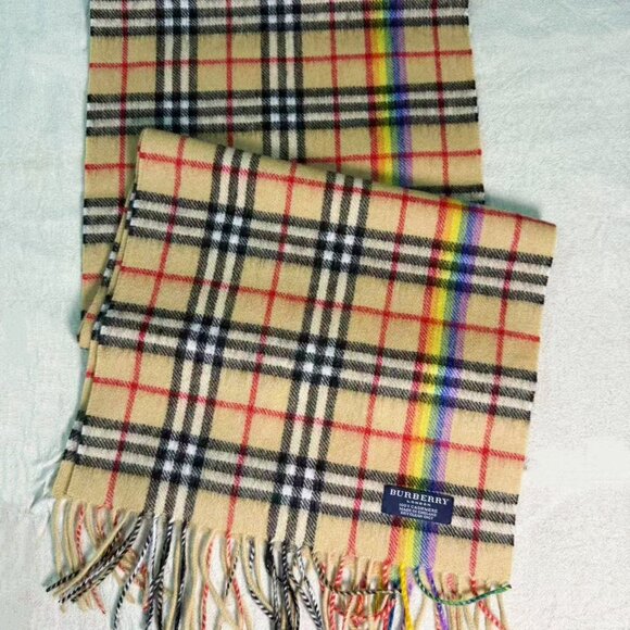 Vintage Burberry 100%Cashmere Scarf in excellent condition Made in England - Picture 4 of 5